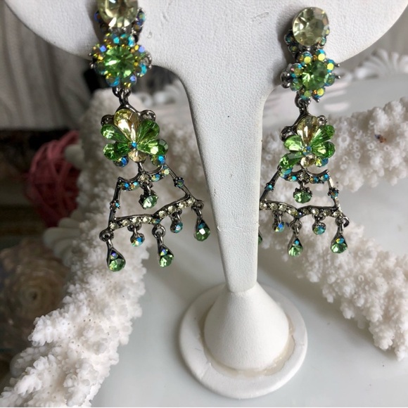 Elegant Green Chandelier Earrings - Picture 1 of 4